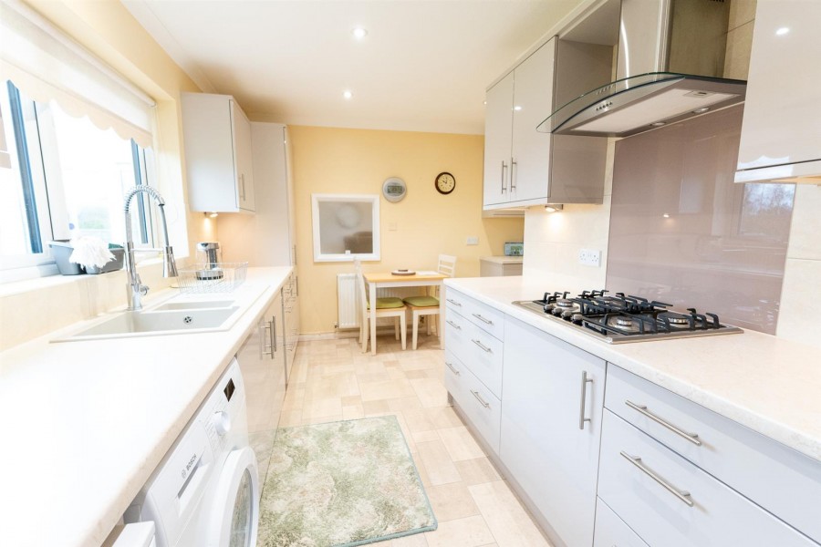 Images for Cedar Close, Chard