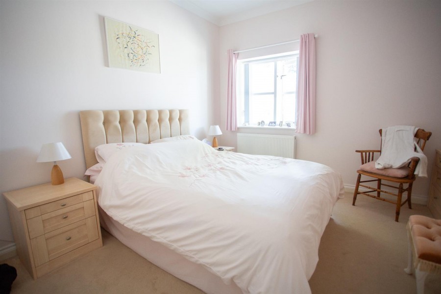 Images for Shepherds Lane, Chard