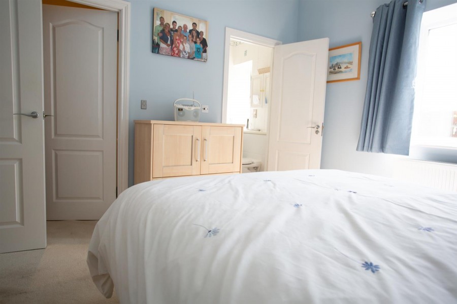 Images for Shepherds Lane, Chard