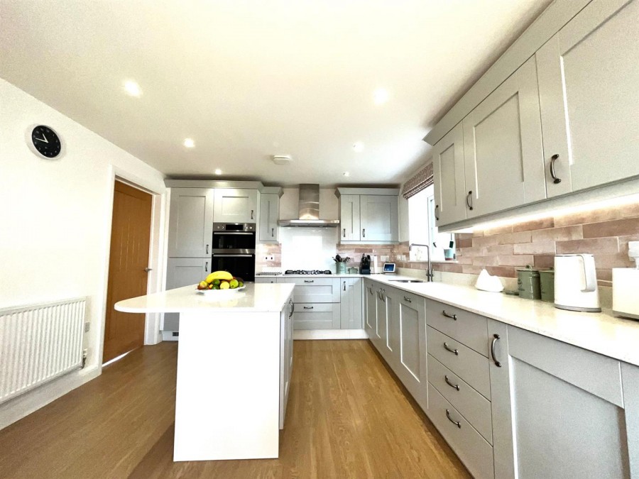Images for Orchard Rise, Chard