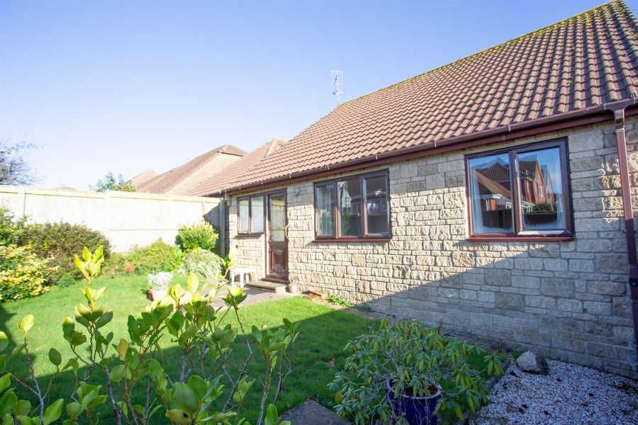 Images for Robins Court, Chard