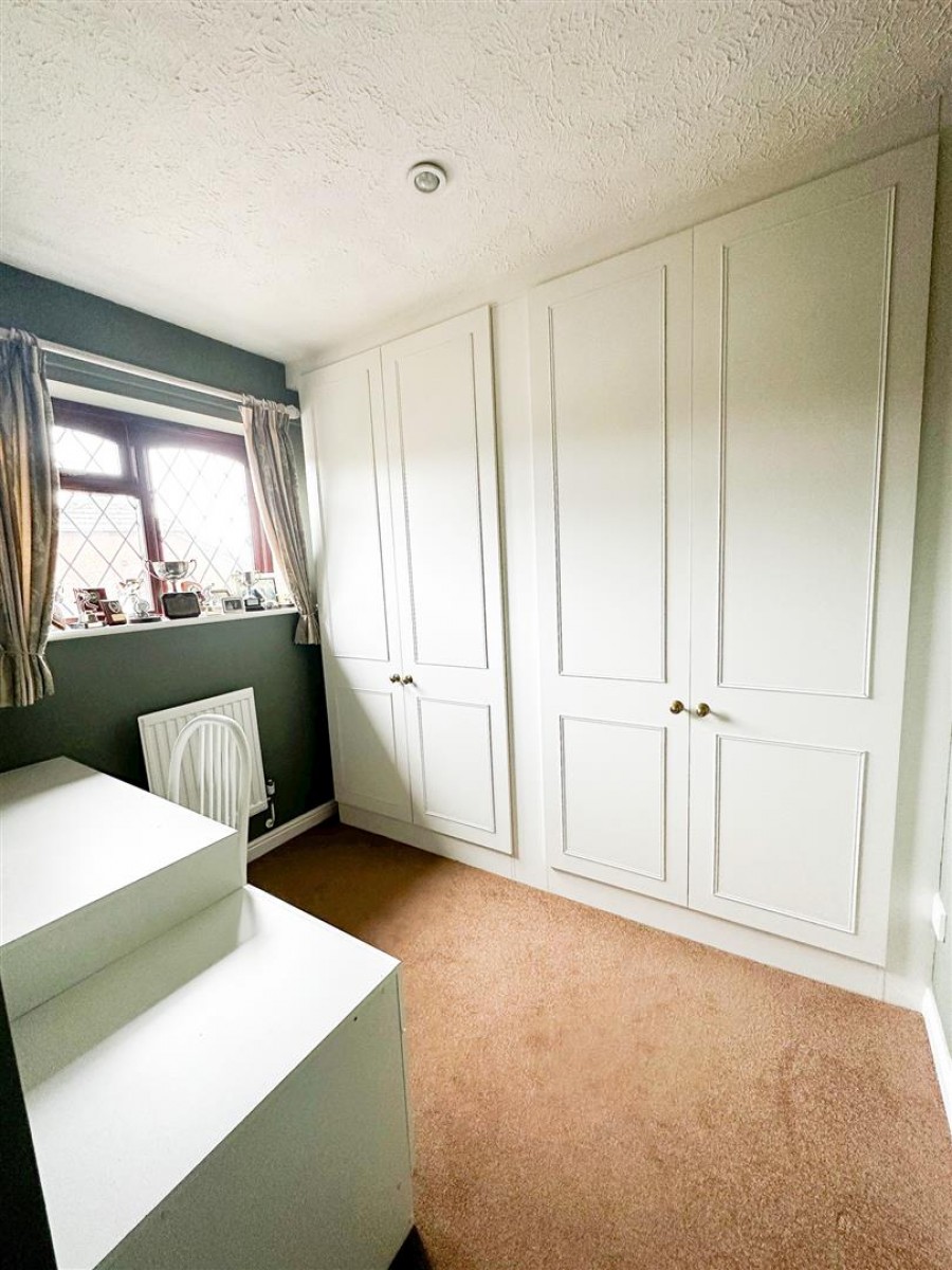 Images for Toms Close, Chard