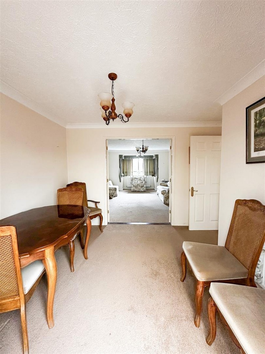 Images for Toms Close, Chard