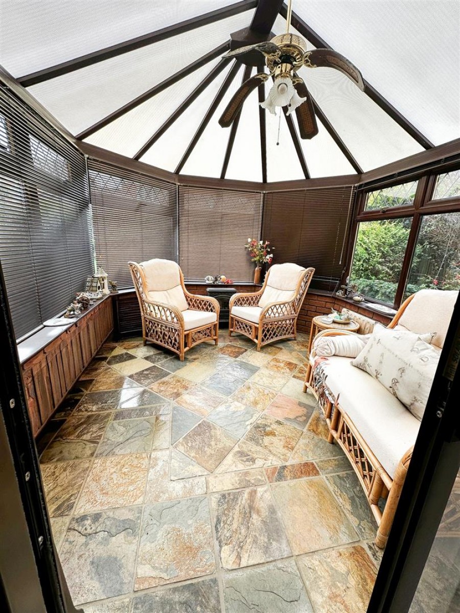 Images for Toms Close, Chard