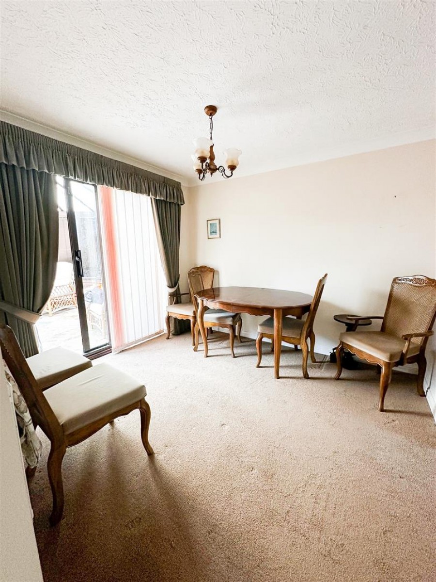 Images for Toms Close, Chard