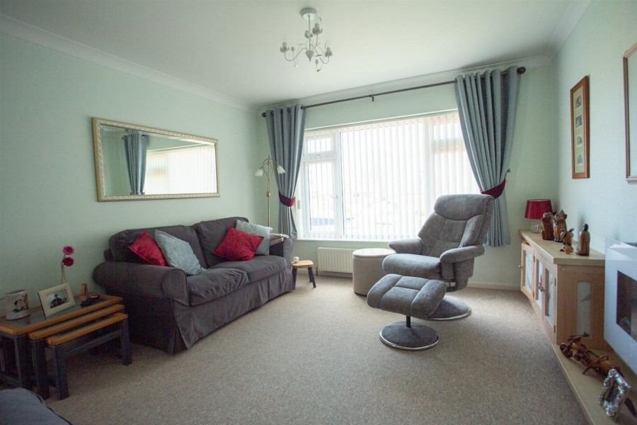 Images for King Cuthred Close, Chard