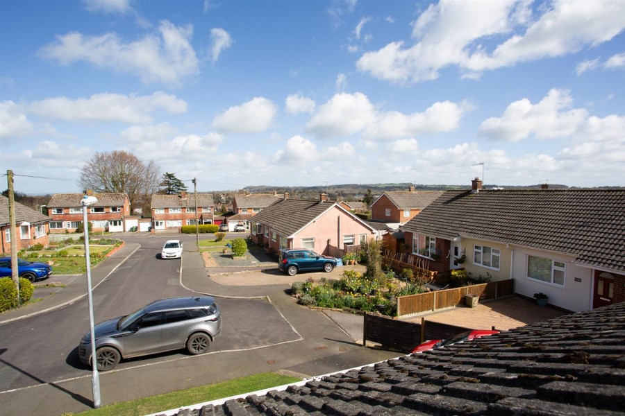 Images for King Cuthred Close, Chard