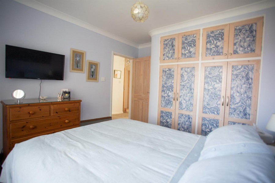 Images for King Cuthred Close, Chard