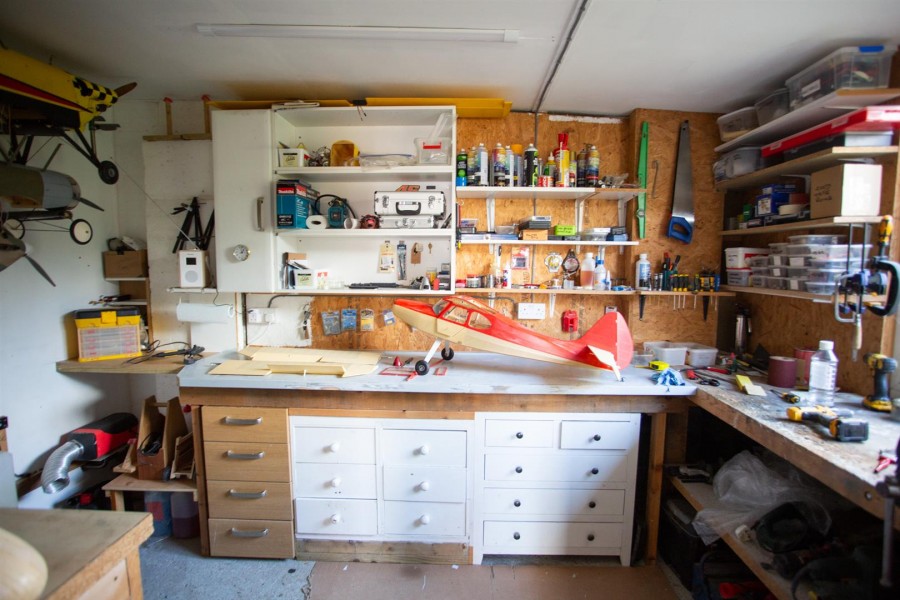 Images for King Cuthred Close, Chard