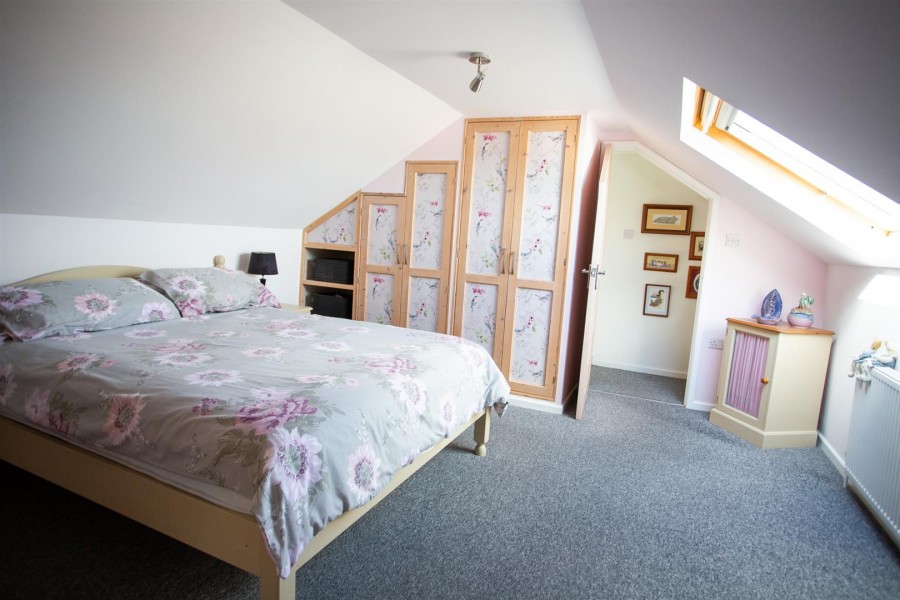 Images for King Cuthred Close, Chard