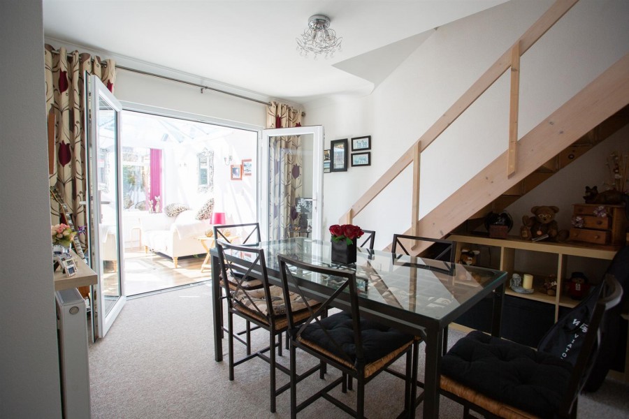 Images for King Cuthred Close, Chard