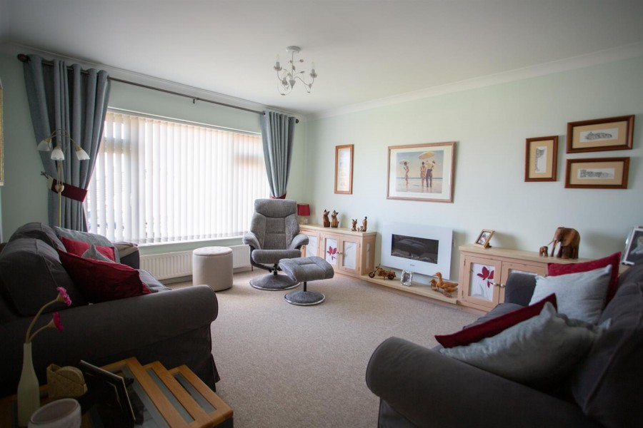 Images for King Cuthred Close, Chard