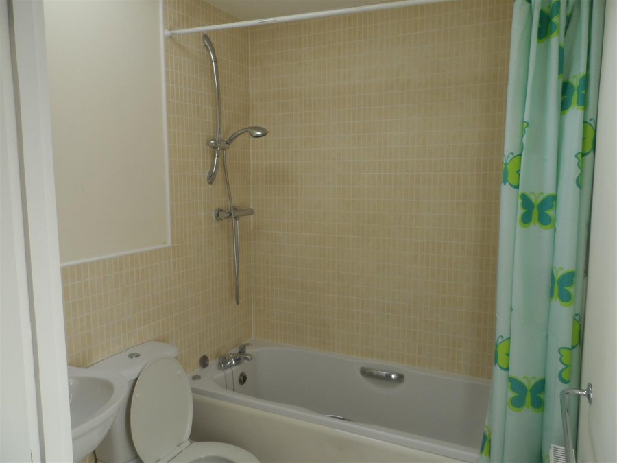 Images for Wyatt Way, Chard