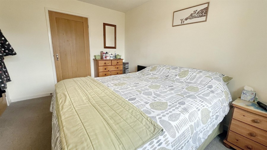 Images for Russell Pope Avenue, Chard