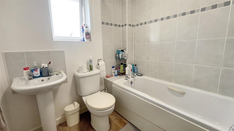 Images for Russell Pope Avenue, Chard