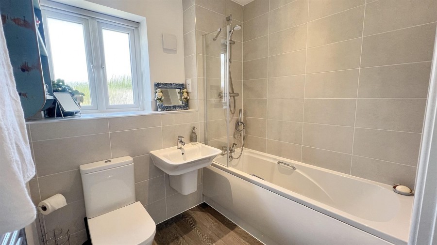 Images for Lime Close, Chard