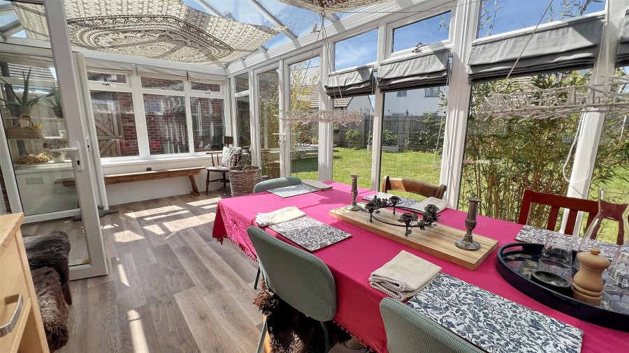 Images for Lime Close, Chard