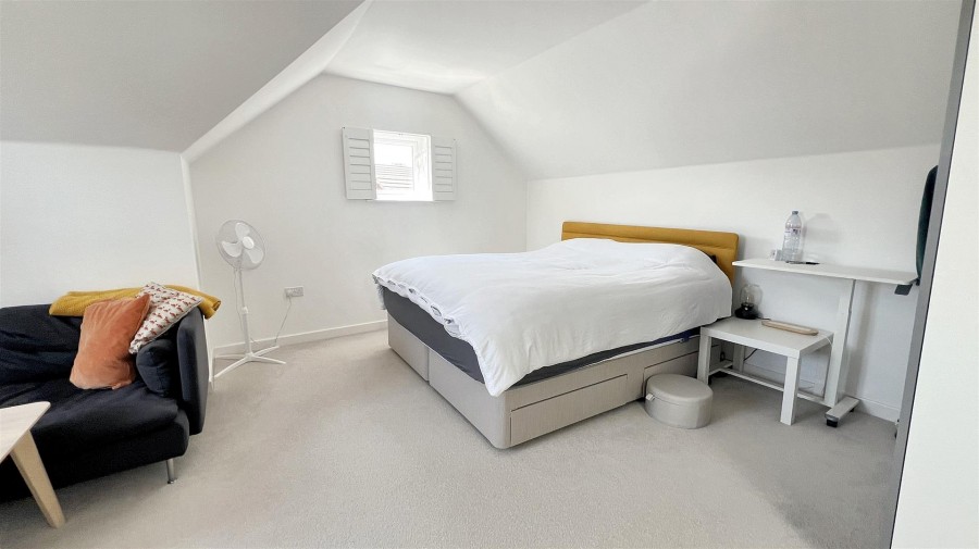 Images for Lime Close, Chard