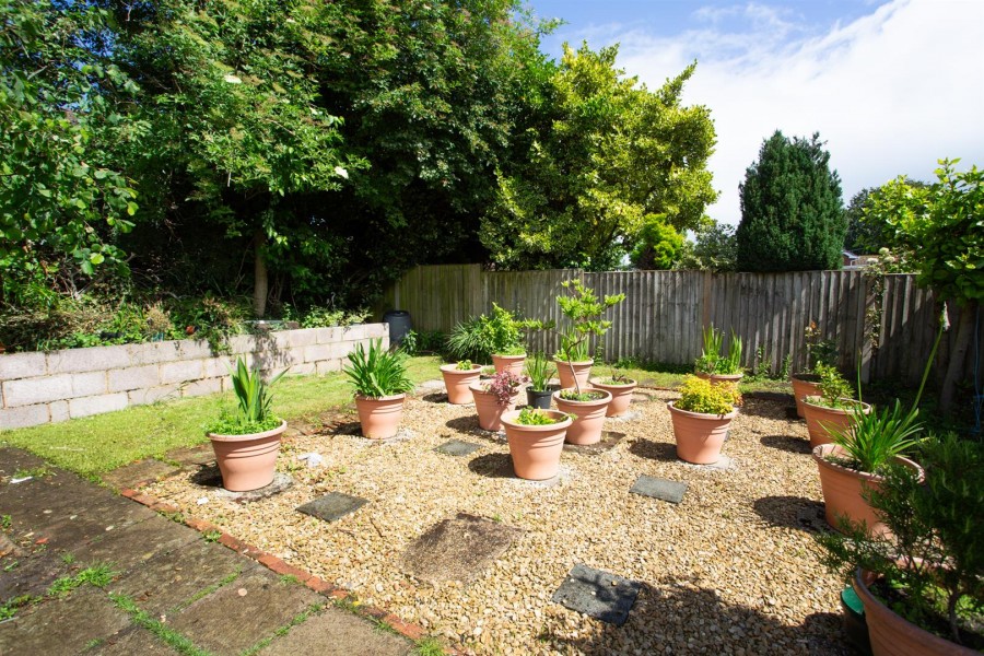Images for King Cuthred Close, Chard