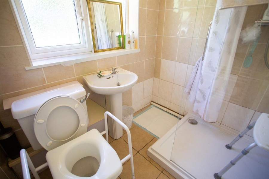 Images for King Cuthred Close, Chard