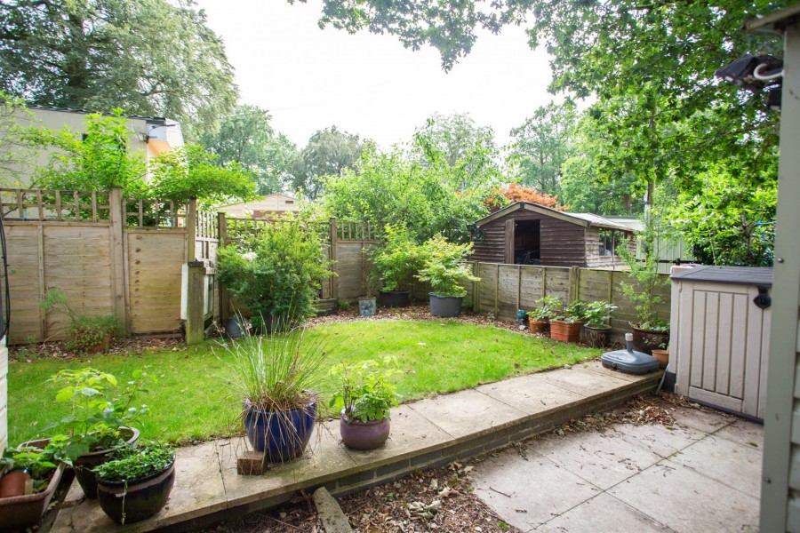 Images for Turnpike Caravan Park, Howley, Chard