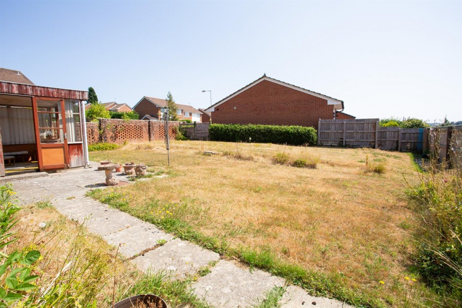 Images for Oak End Way, Chard