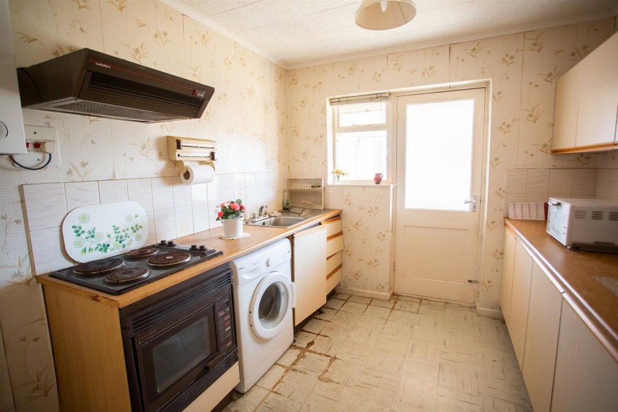Images for Oak End Way, Chard
