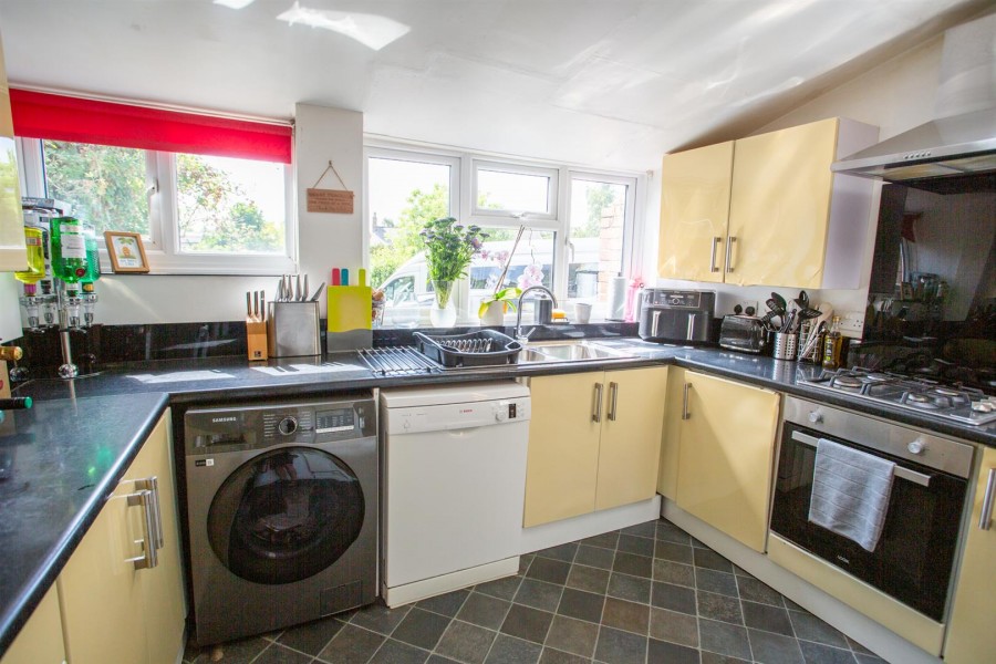 Images for Helliers Road, Chard